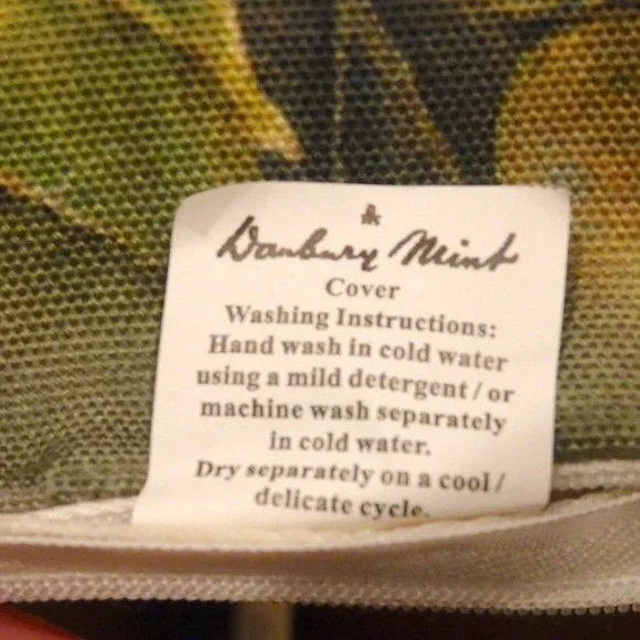 Danbury Mint Millette Wild Wings Cardinal Bird Grapes Decorative Accent Pillow - Picture 3 of 7